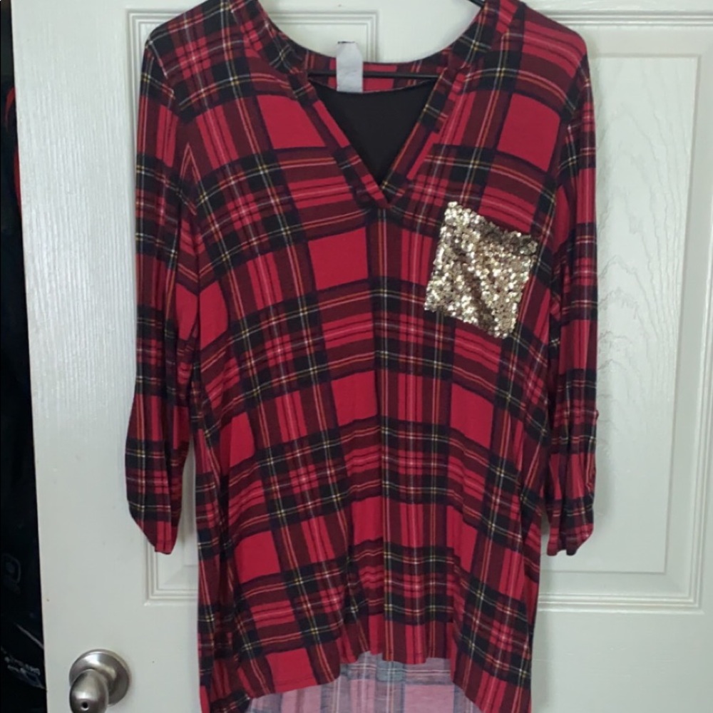 Cute 3/4 sleeve plaid Top